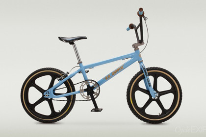 Classified Moto x P.K. Ripper