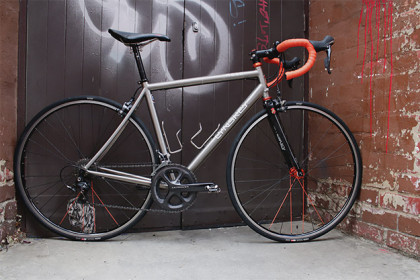 Hedley's Lynskey R230