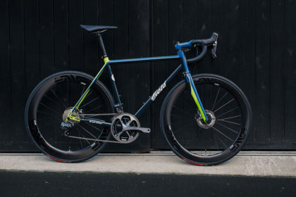 The Flying Piglet: Rory's Field Cycles Di2 Disc Road