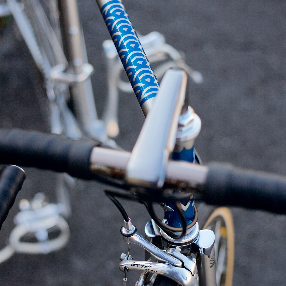 洋書 CUSTOM BICYCLES OLIVE-OAT_SINGLE_PROFILE.png?v